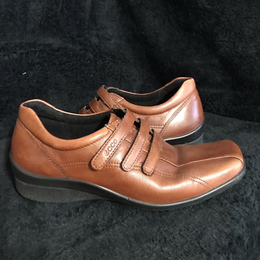 ECCO Light Shock Point 3 strap leather shoes EU 40